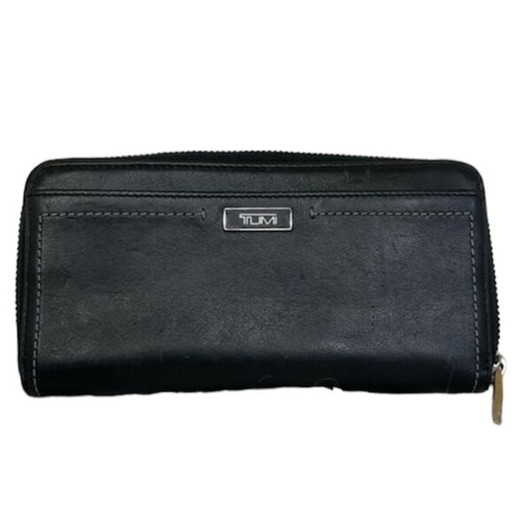 Tumi Black Leather Zip Around Continent Wallet